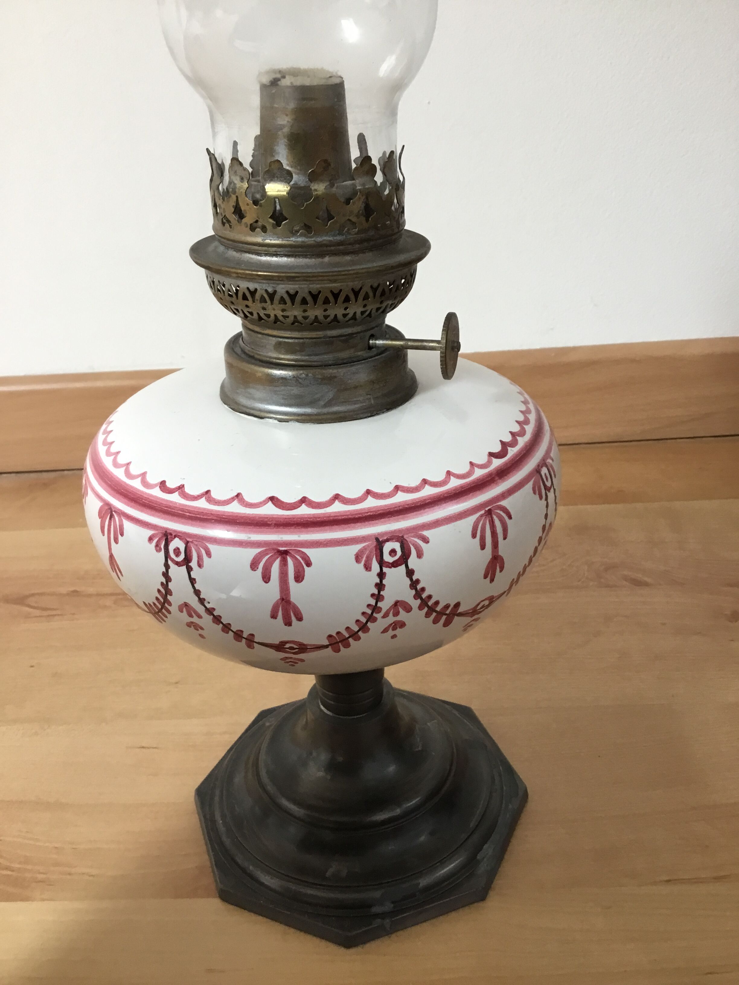 Oil lamp