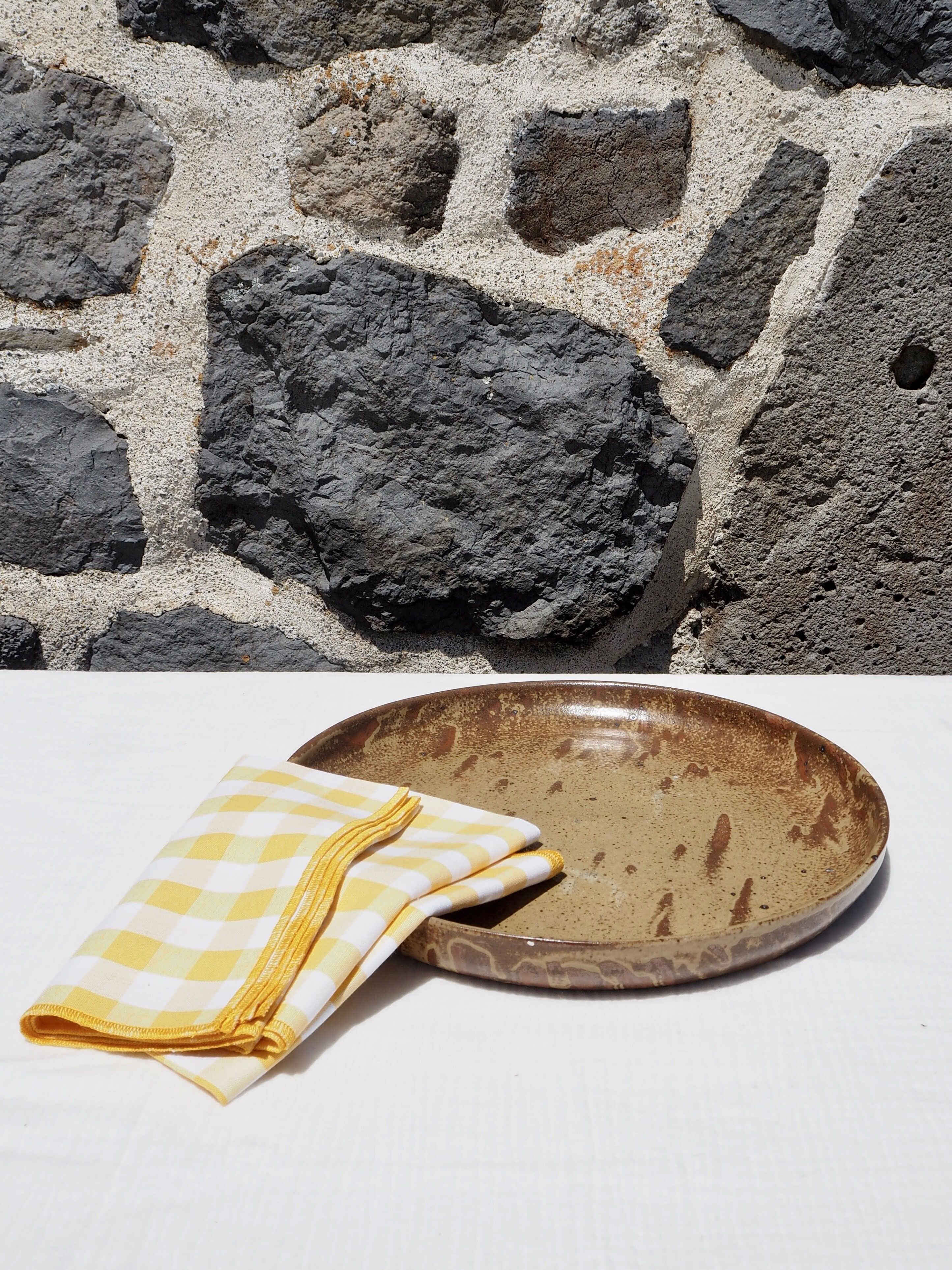 Dish in sandstone XL