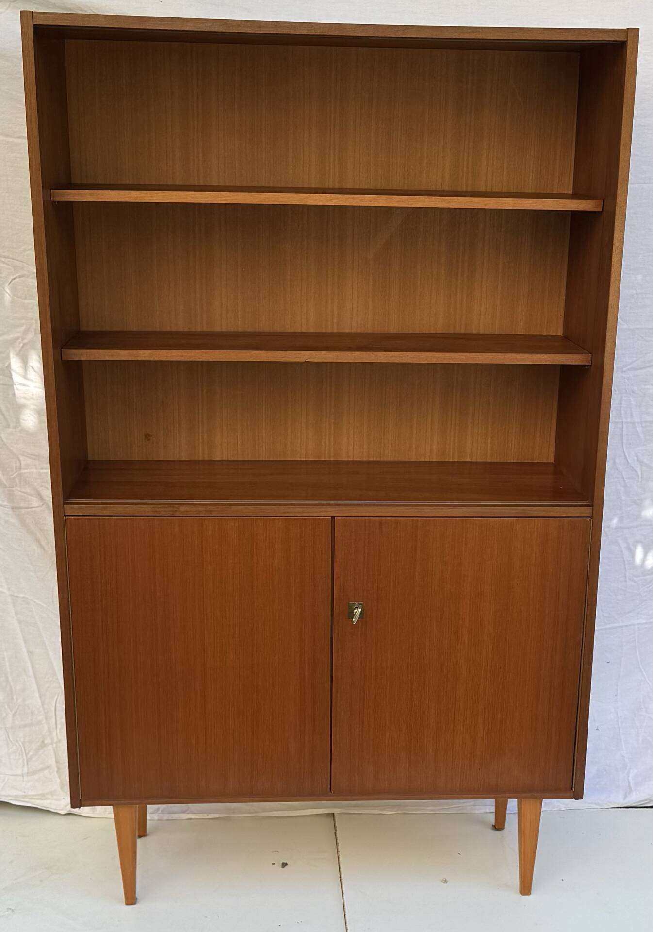 Vintage library