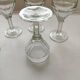 Verres a pied a liqueur en verre pressé  anciens