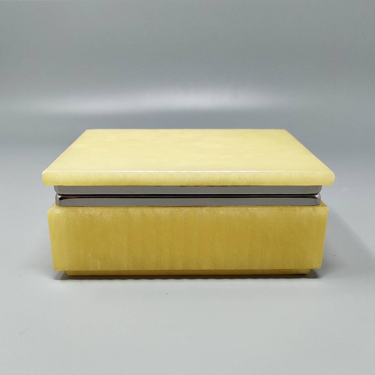 Service à fumer en albâtre des années 1960 par Romano Bianchi