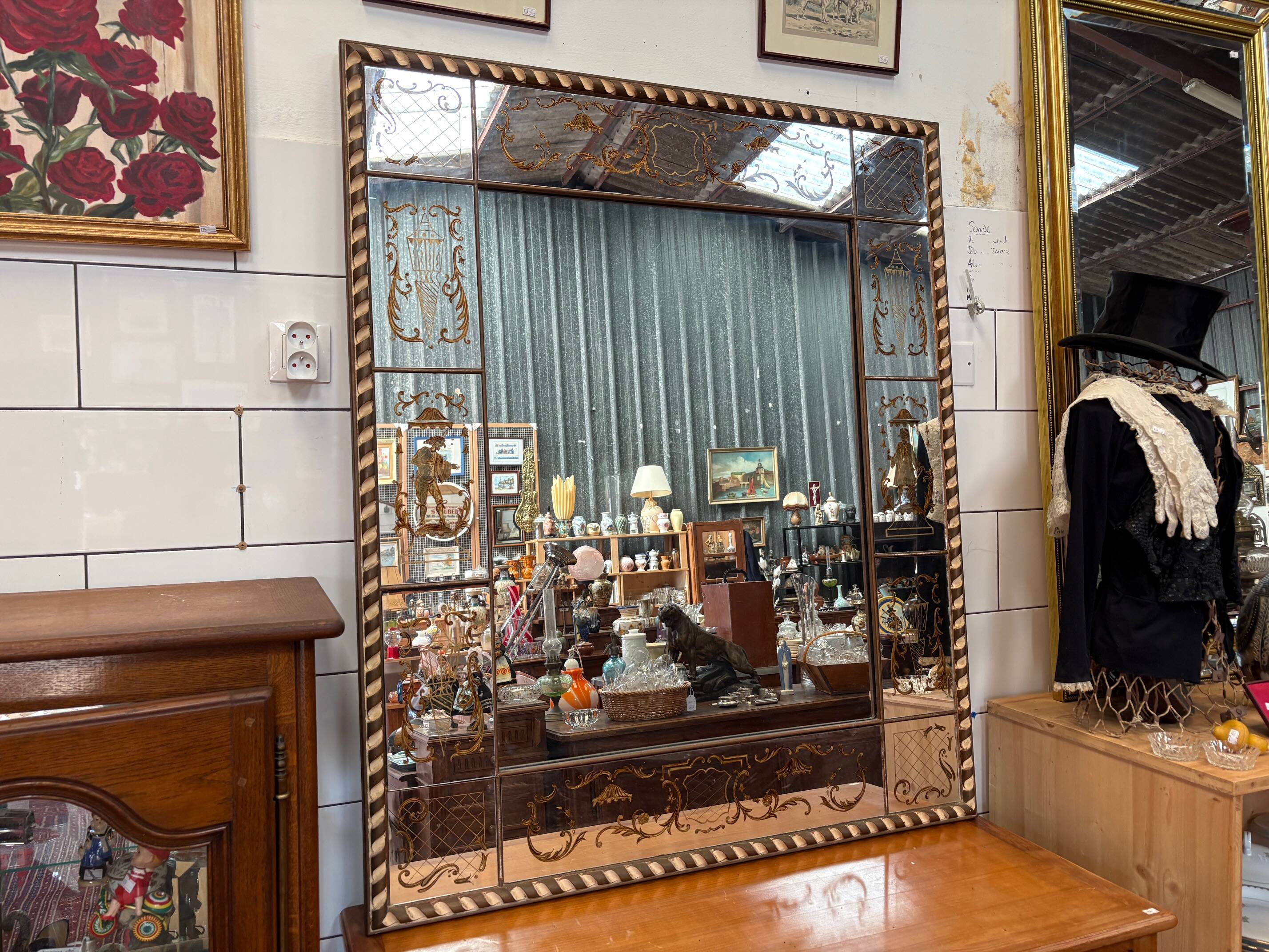 Large antique engraved and gilded wall mirror – Venetian style