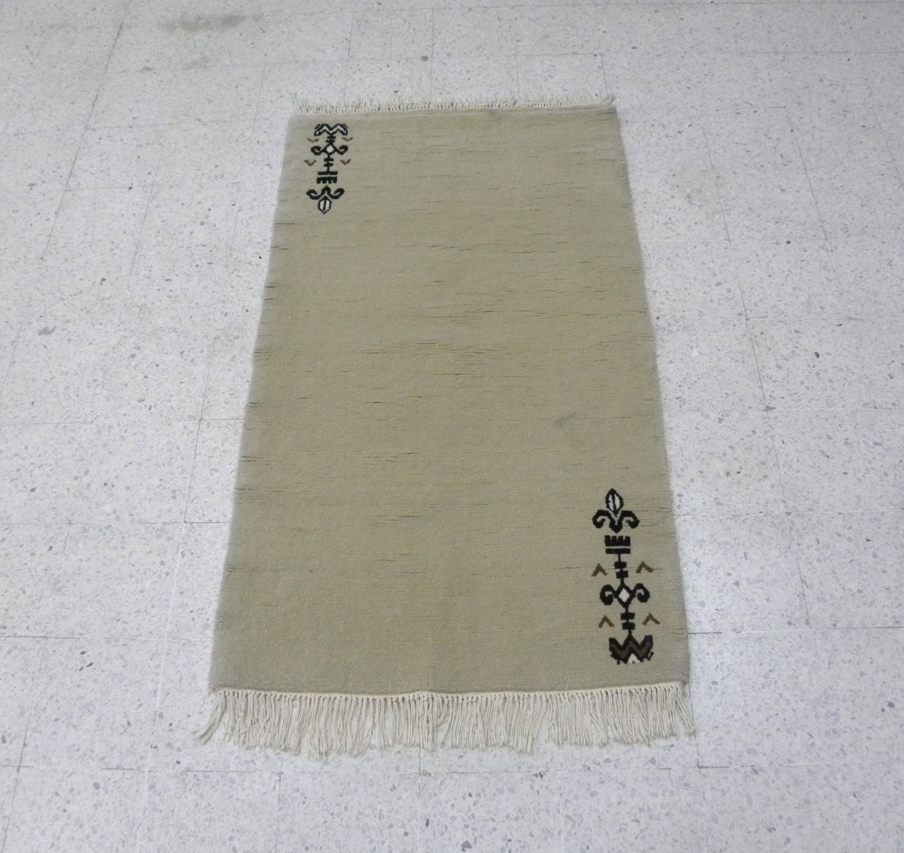 Vintage Berber Rug Hand-Knotted – Minimalist Ethnic Style – Beige