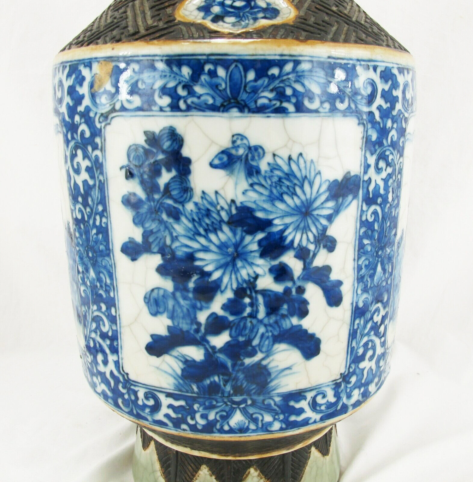 Ancient Chinese vase China 19th century