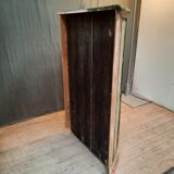 Painted wooden notch