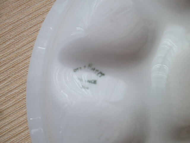 Set of 4 Pillivuyt porcelain snail plates