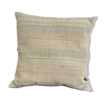Coussin artisanal en toile ancienne style Kilim