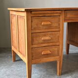 Bureau ancien en chêne massif brut, aérogommé et ciré