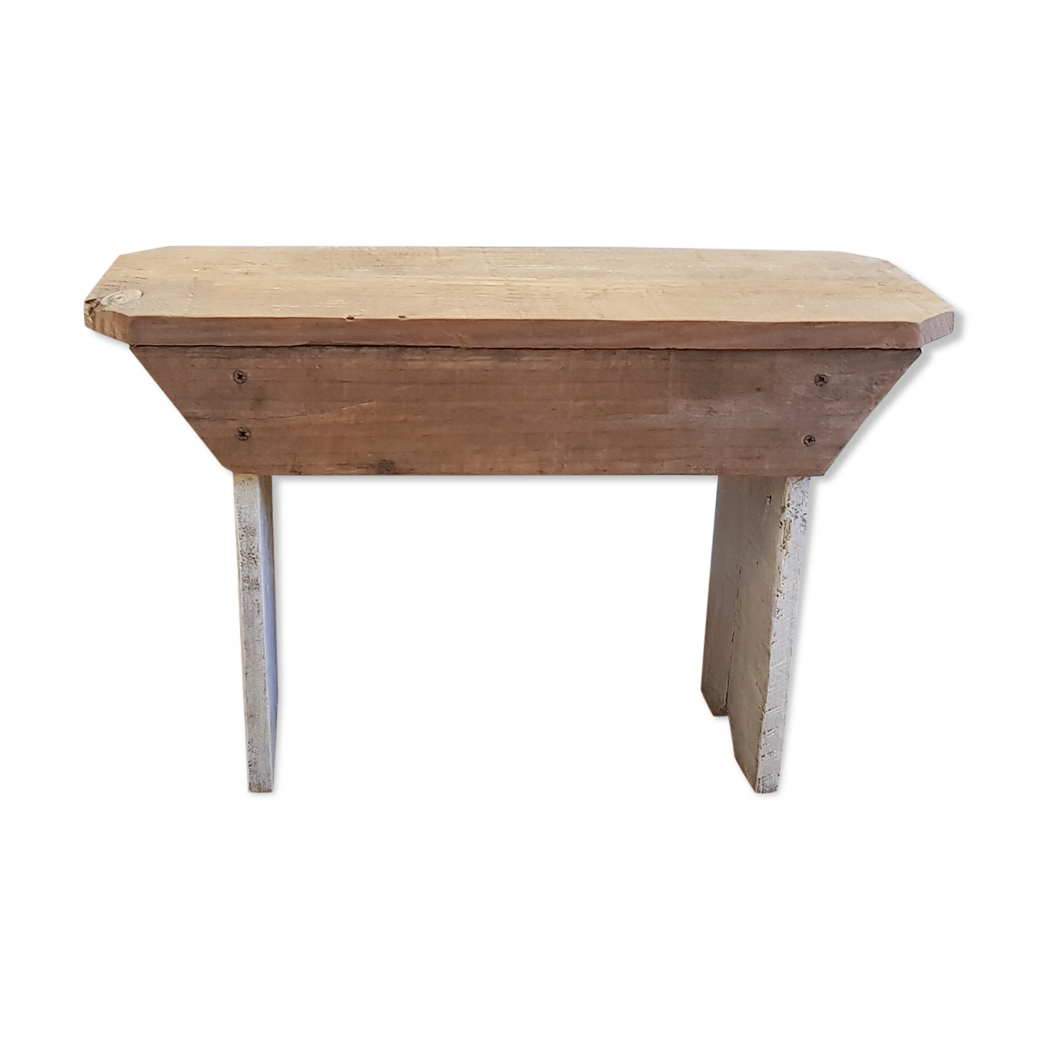 Farm stool