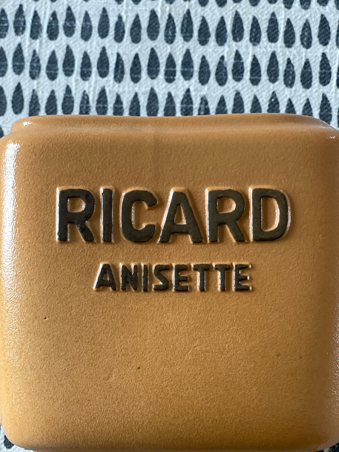 Pitcher in Ricard sandstone