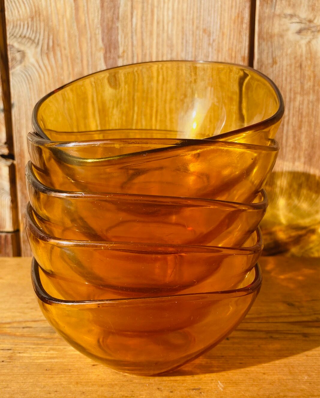 Set of amber brown Vereco bowl