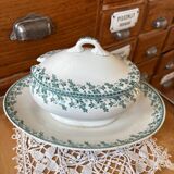 Saucière ancienne Terre de Fer et son couvercle Gien modèle Montigny