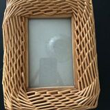 Wicker photo frame