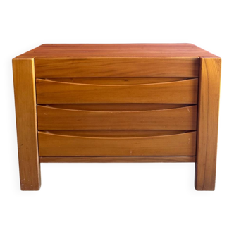 Vintage commode regain