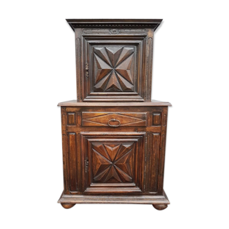 Armoire buffet en retrait XVIIe Louis XIII