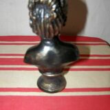 Statuette, bust of a woman
