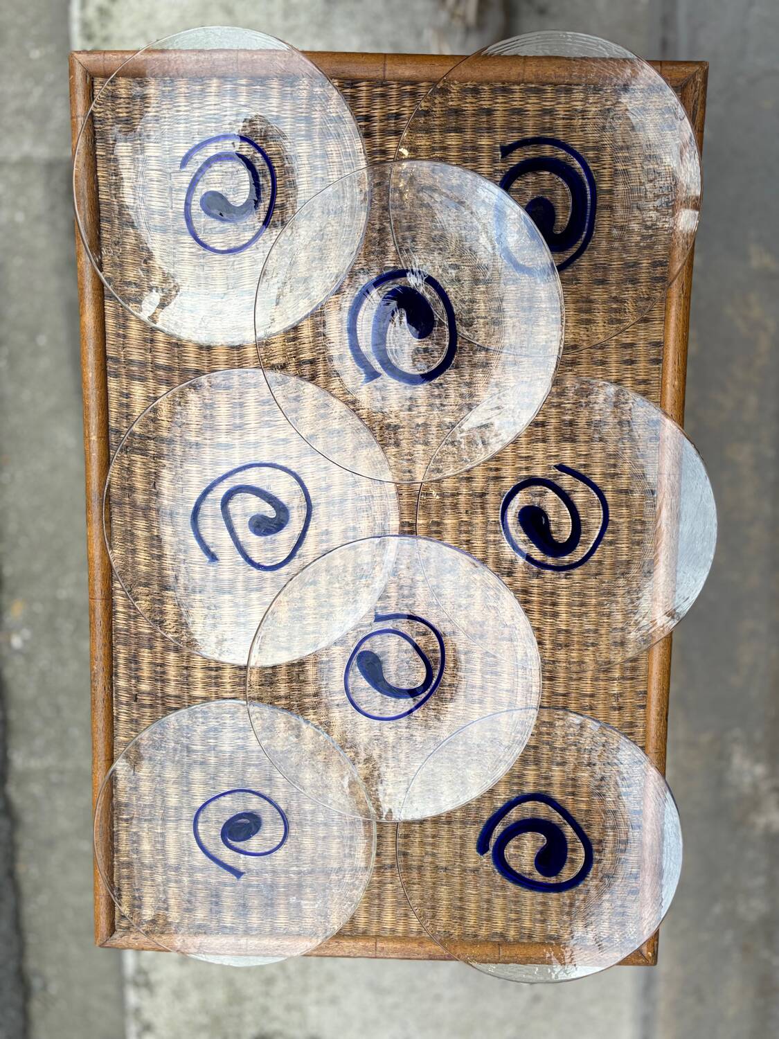 8 vintage blown glass plates with swirl decoration