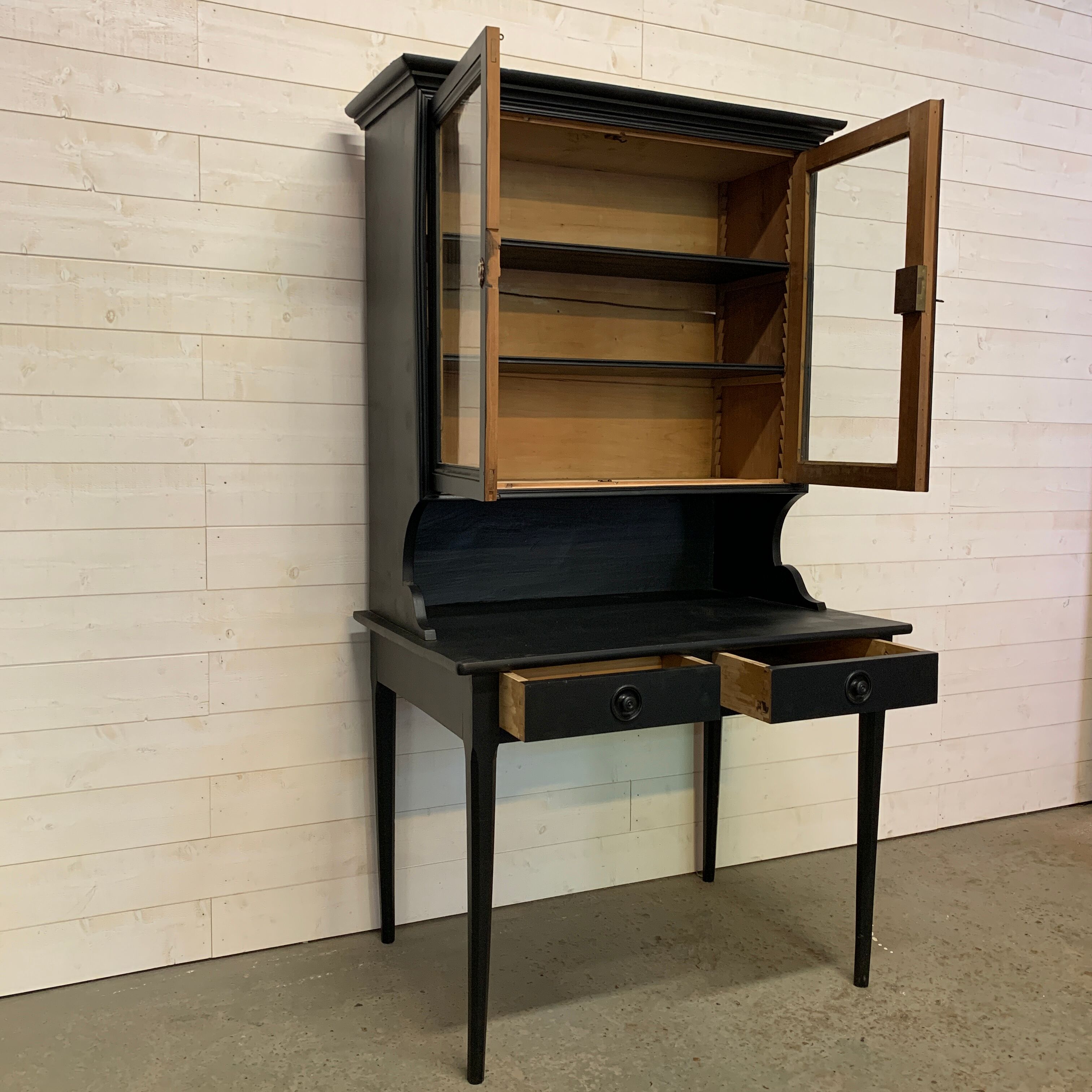 Former window office 1930