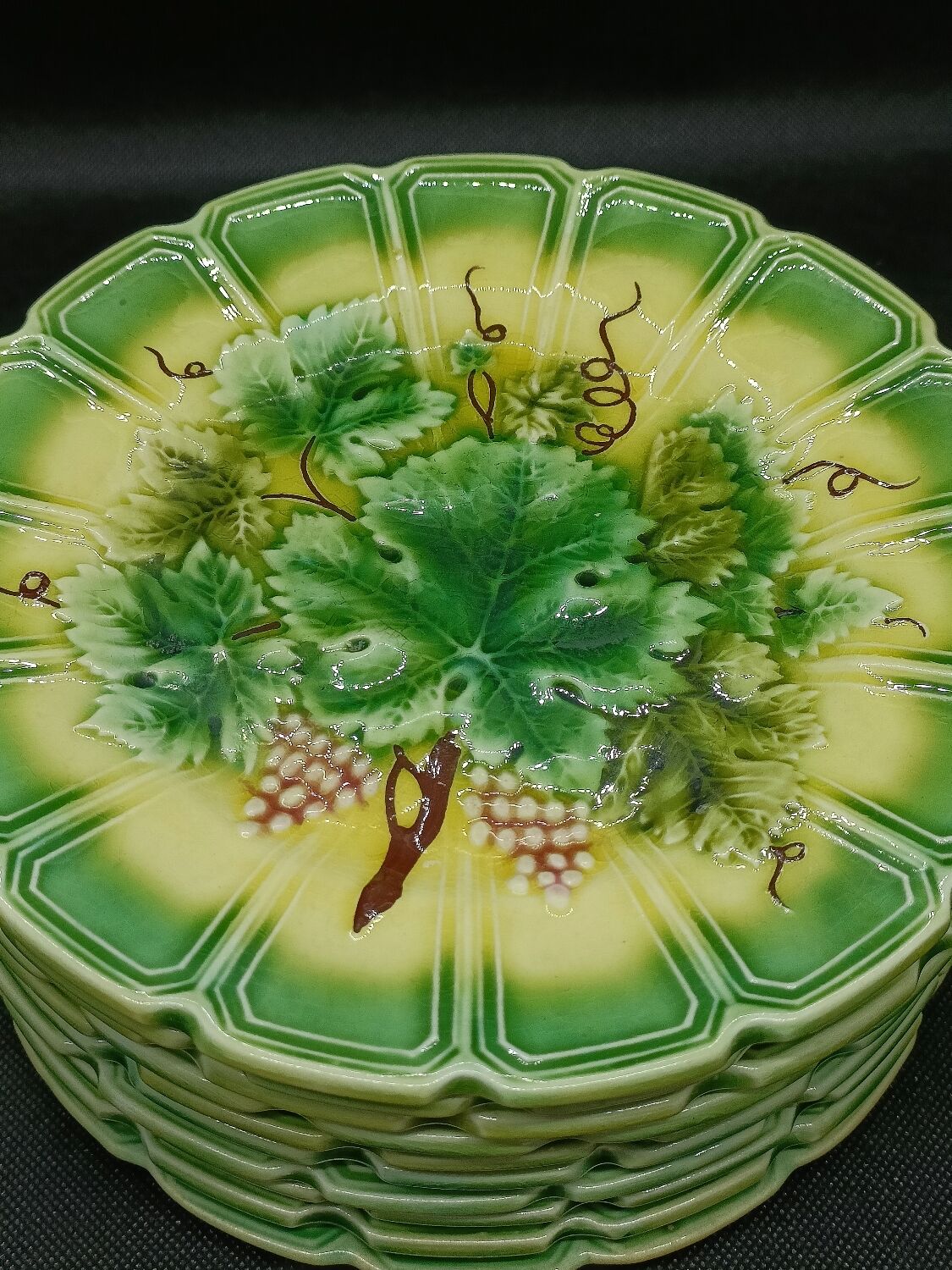 Sarreguemines dessert plate set