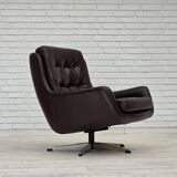 1970s, set of two swivel lounge chairs with footstool, leather.