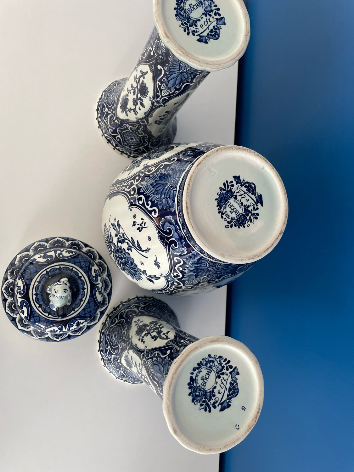 Fireplace trim vase delft made for royal sphinx by boch