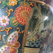 Antique Satsuma porcelain vase, Japan, late 19th-early 20th century