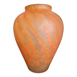Vase en pâte de verre, - couleur