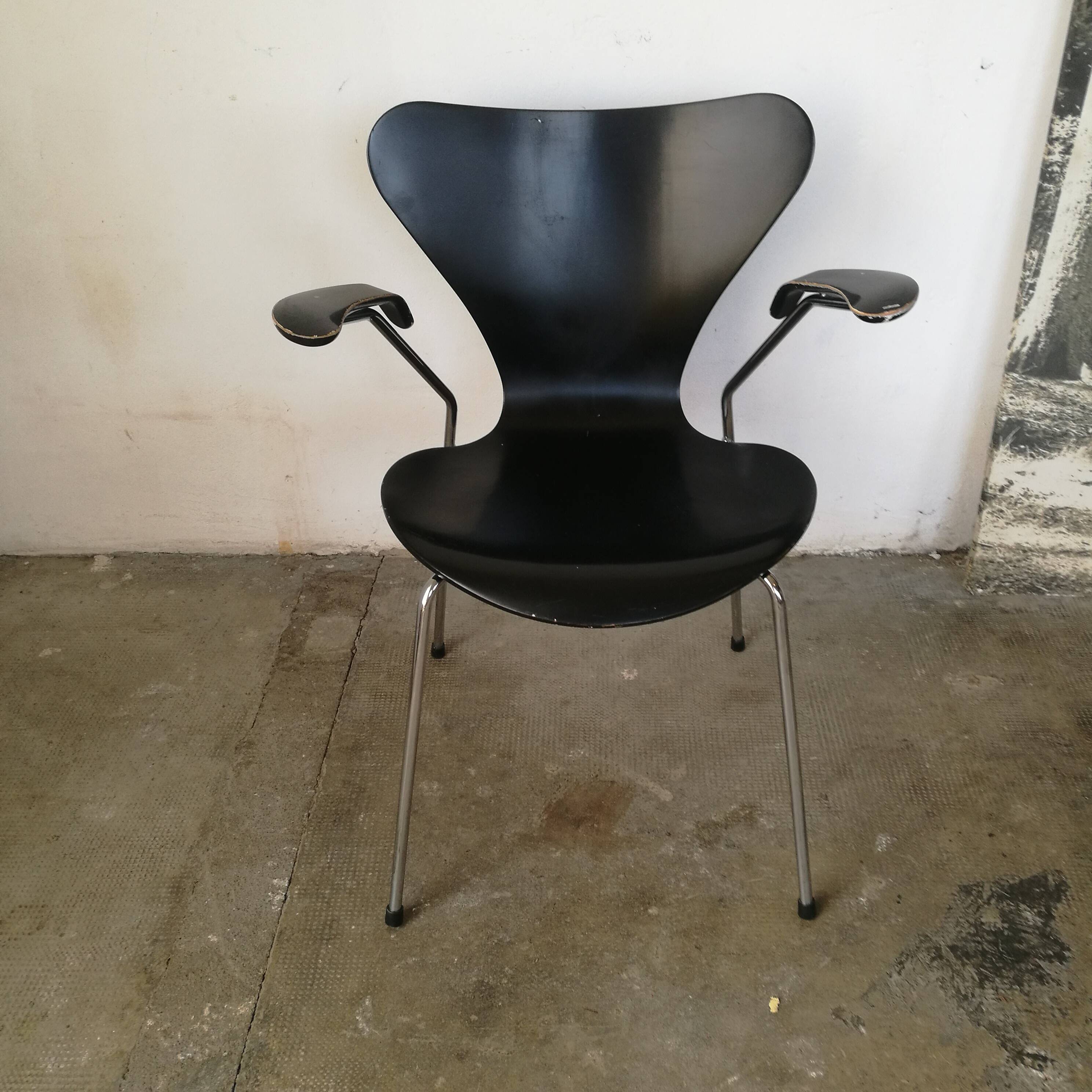 Fauteuil butterfly par Arne Jacobsen pour Fritz Hansen , serie7