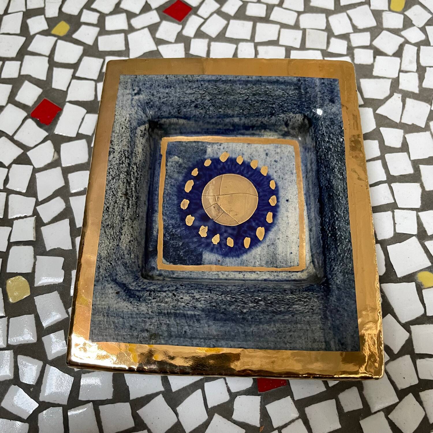 Ashtray or pocket emptier by the ceramicist Georges Pelletier