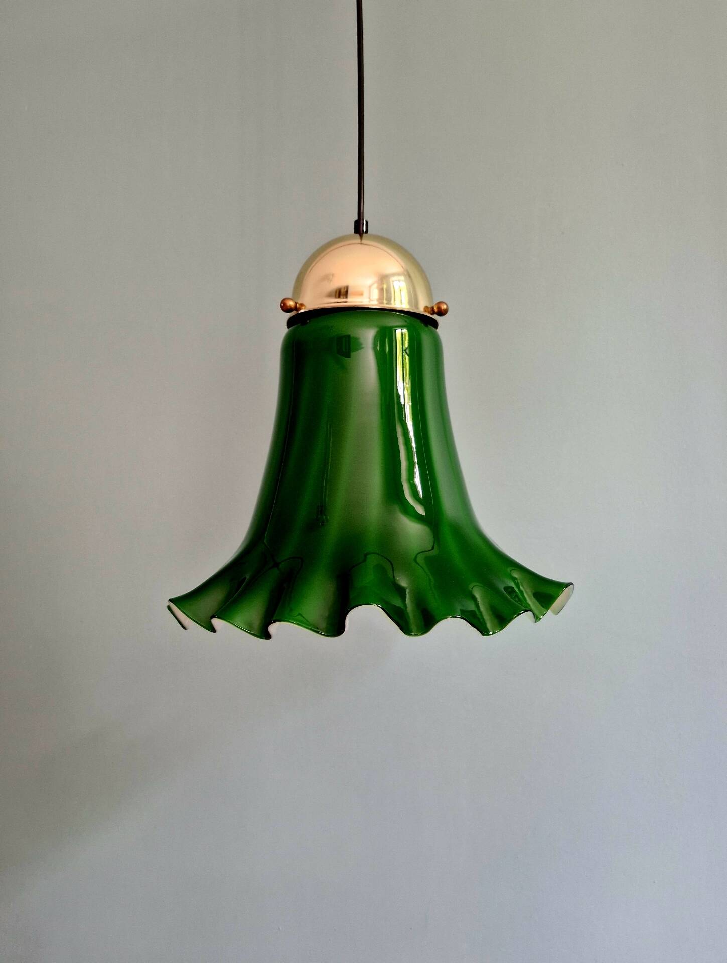 Suspension in green opaline with a scalloped edge, Peill & Putzler, 1970