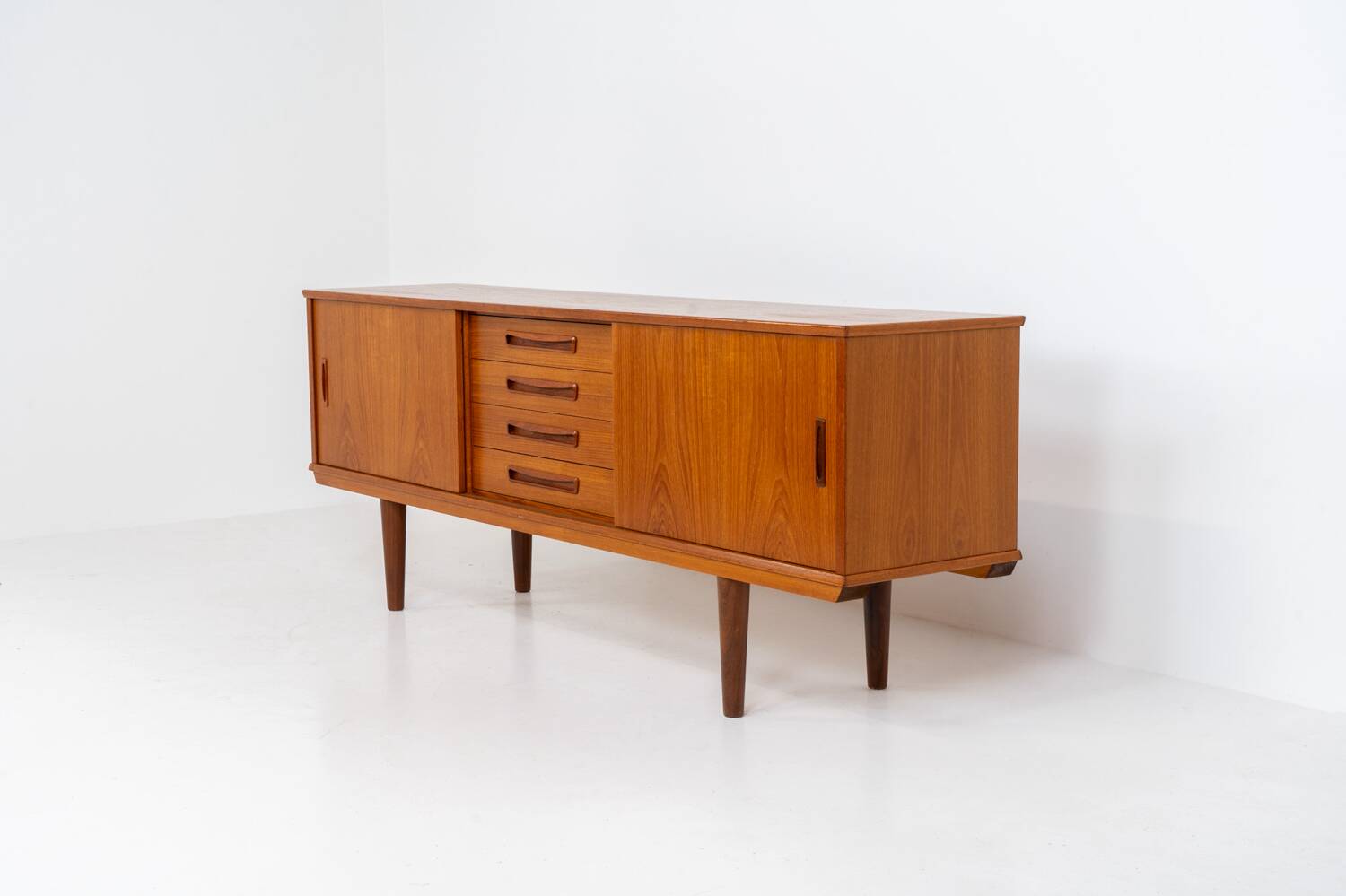 Teak Dinish sideboard, 1960s