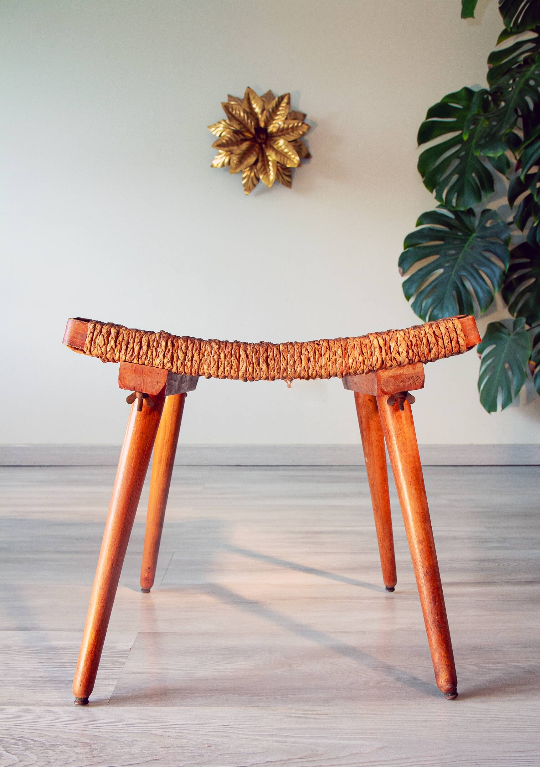 Tabouret bois et corde 1940-50