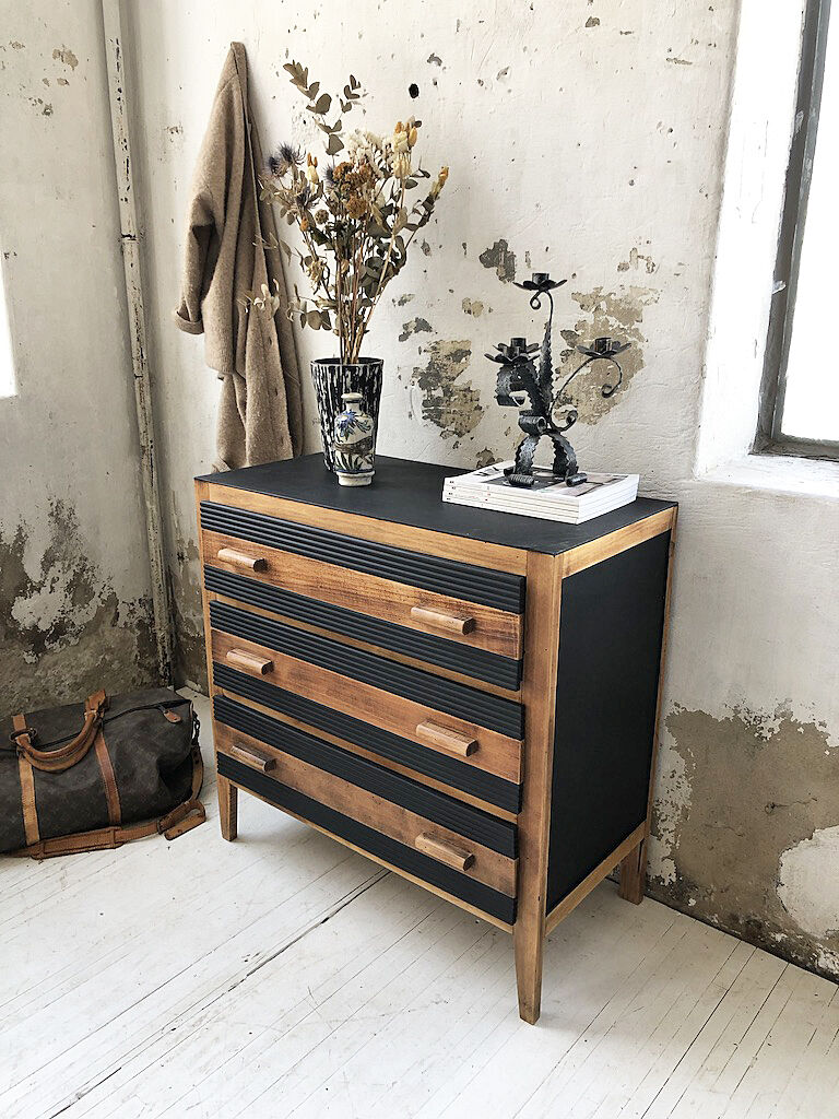 Black and wood vintage dresser