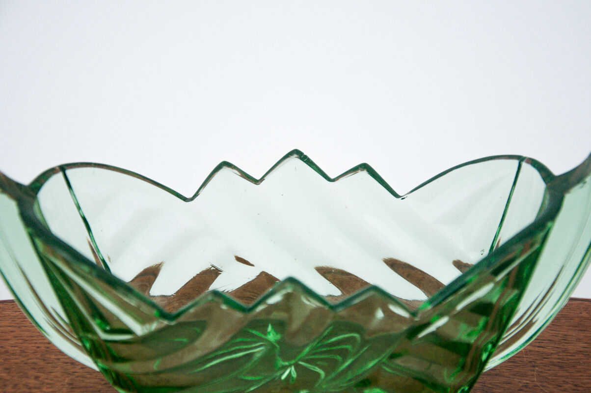 Green art deco jardiniere, huta hortensja, 1930s