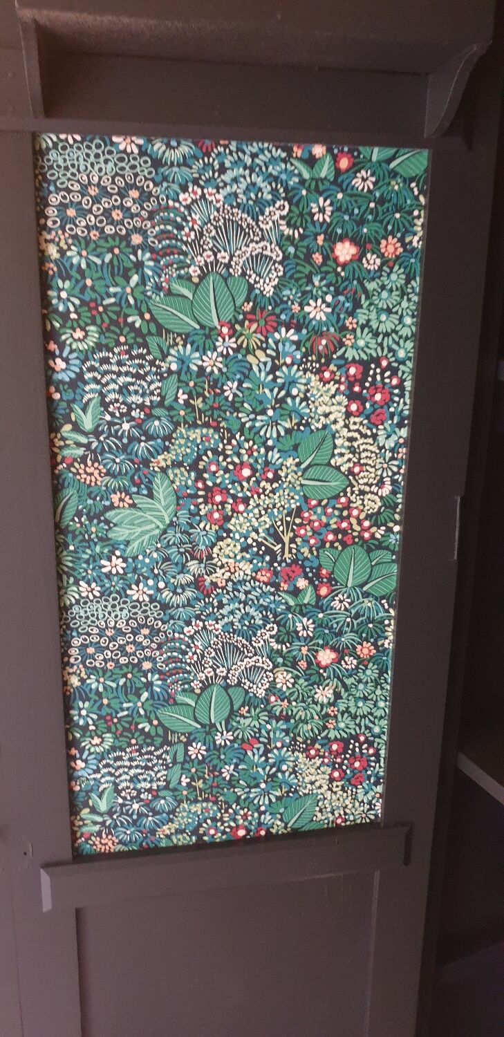 Parisian kitchen cabinet