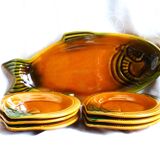 Flat fish set and 6 barbotine plates, vintage fish set