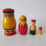 Poupées russes matriochka famille