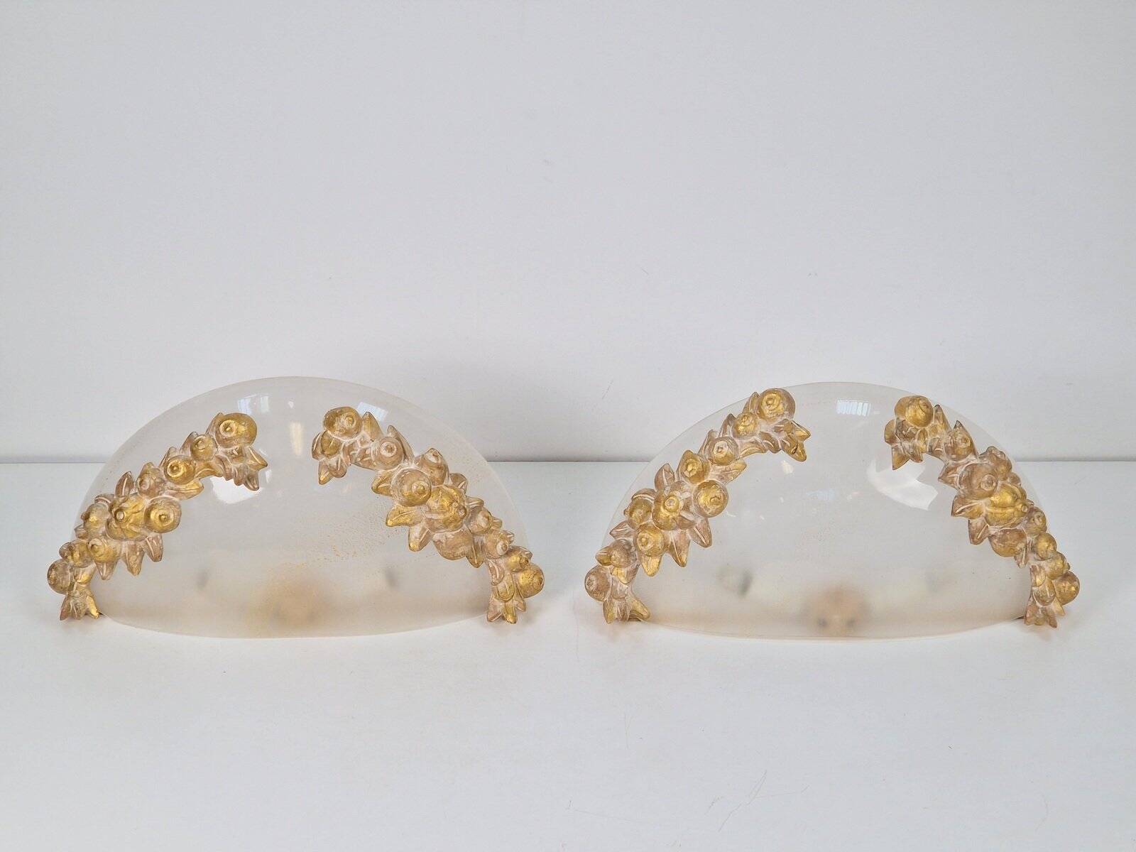 Vintage Bowl Wall Lamps in Goldleaf Murano Glass, Italy, 1970s, Set of 2