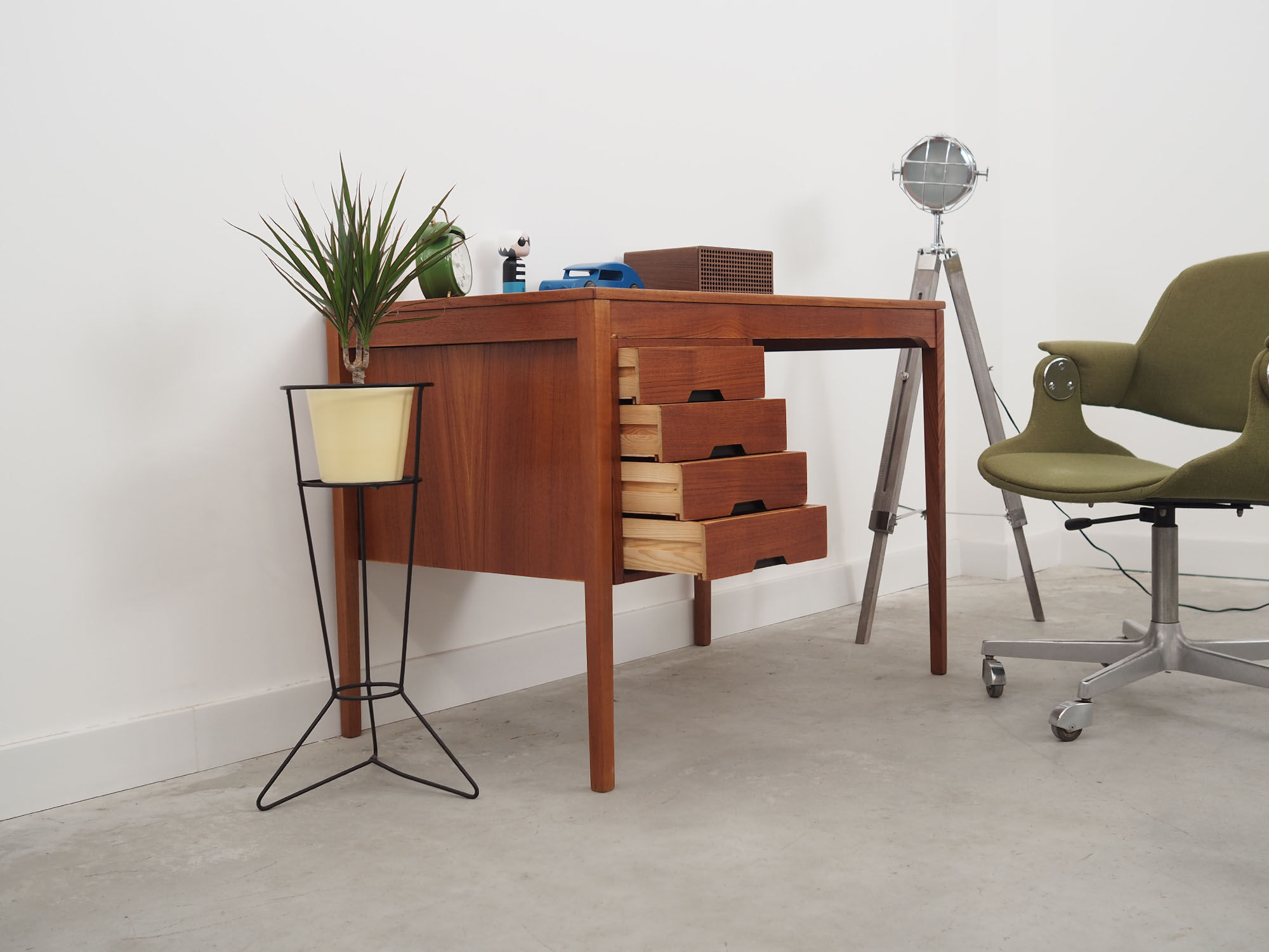 Teak desk, Danish design, 60s, made in Denmark
