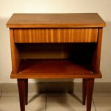 Bedside feet spindles years 60-70