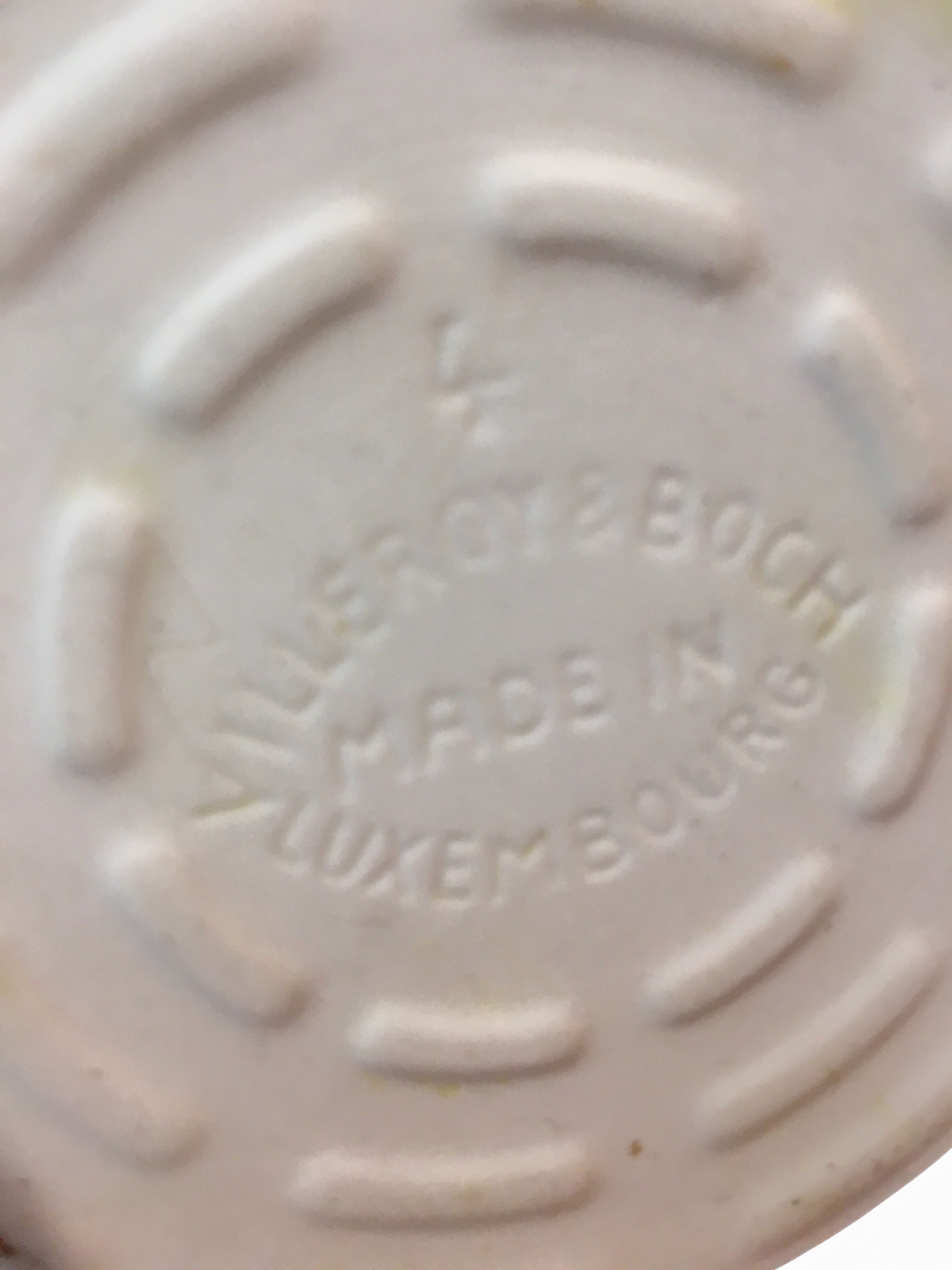 Teapot by Villeroy & Boch in vintage yellow