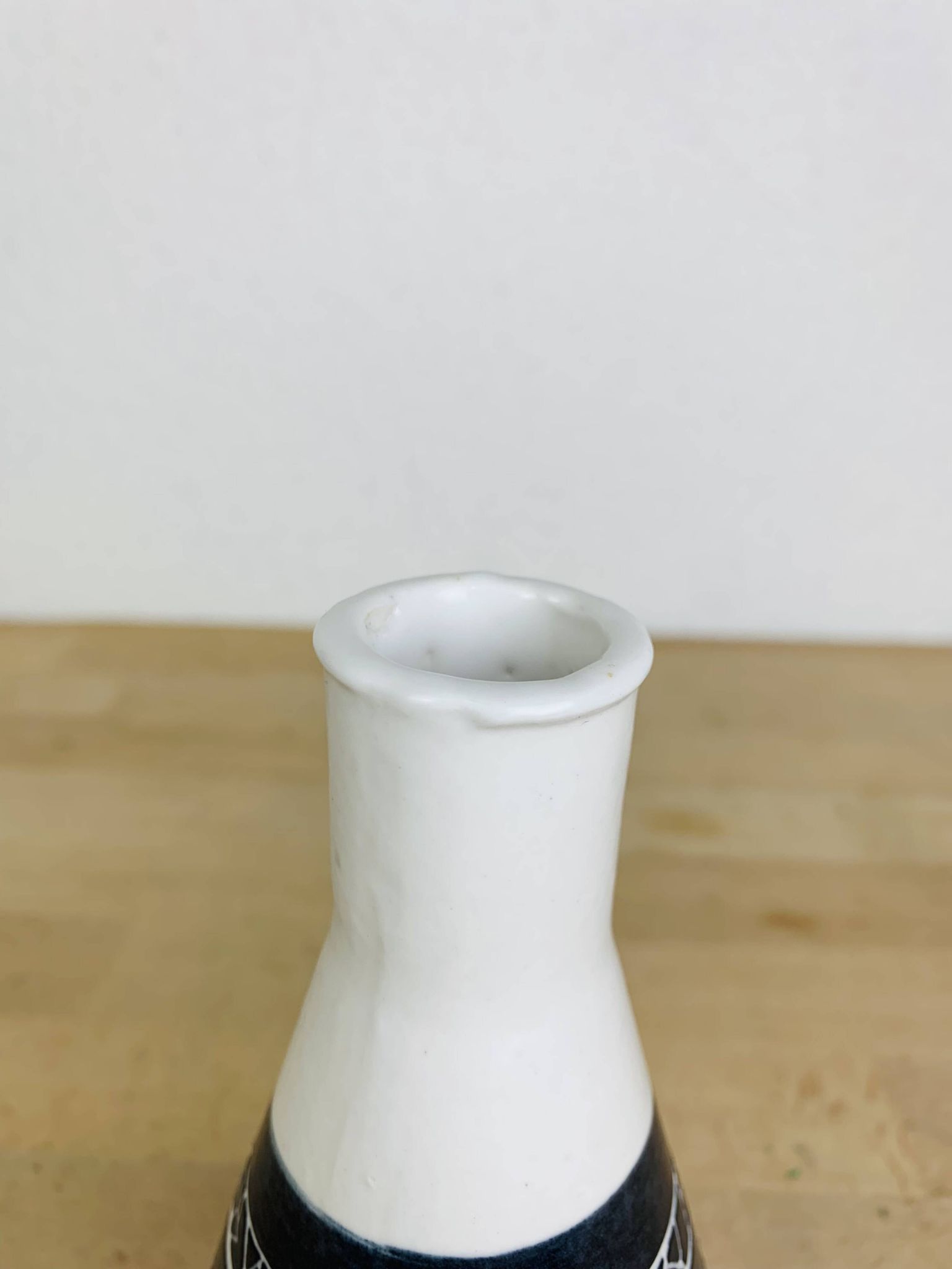 Ceramic vase signed Mat Thoms, 1960s, vintage