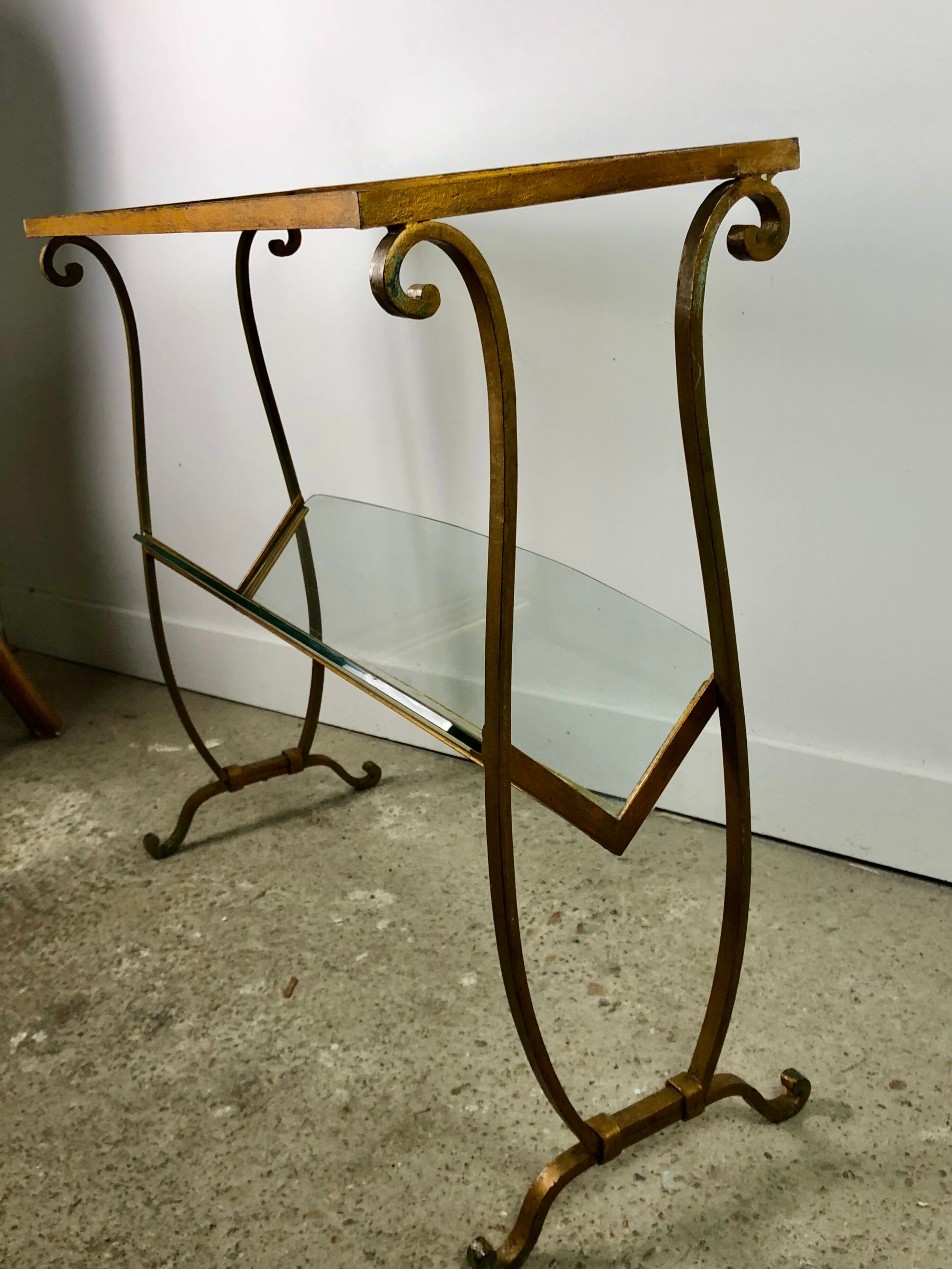 Review door / golden wrought iron sofa end and glass top 1950