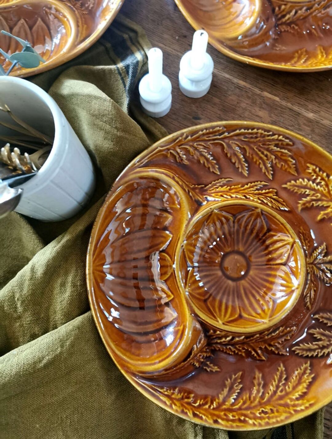 Artichoke plates