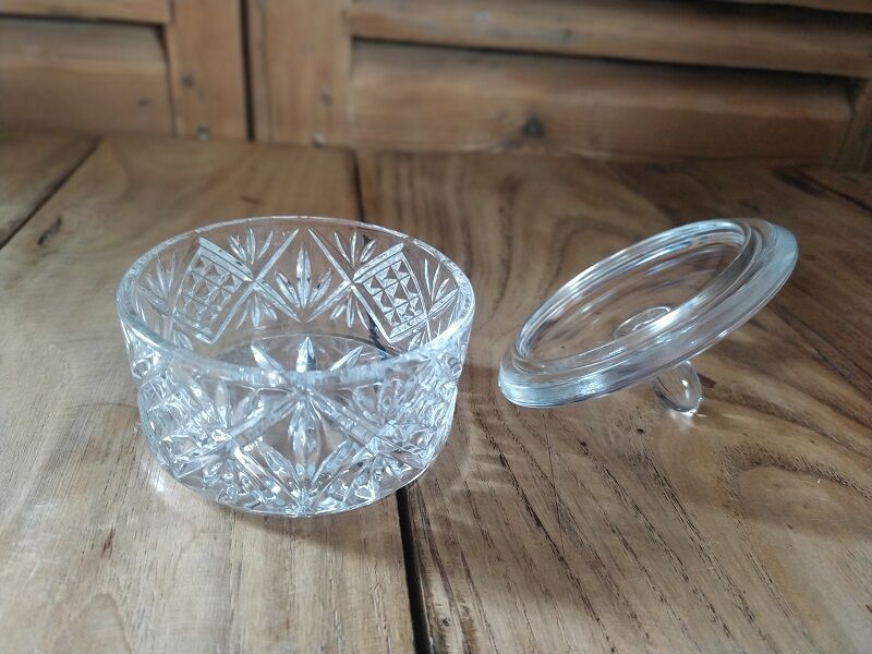 Old vintage moulded glass sugar dp0421004