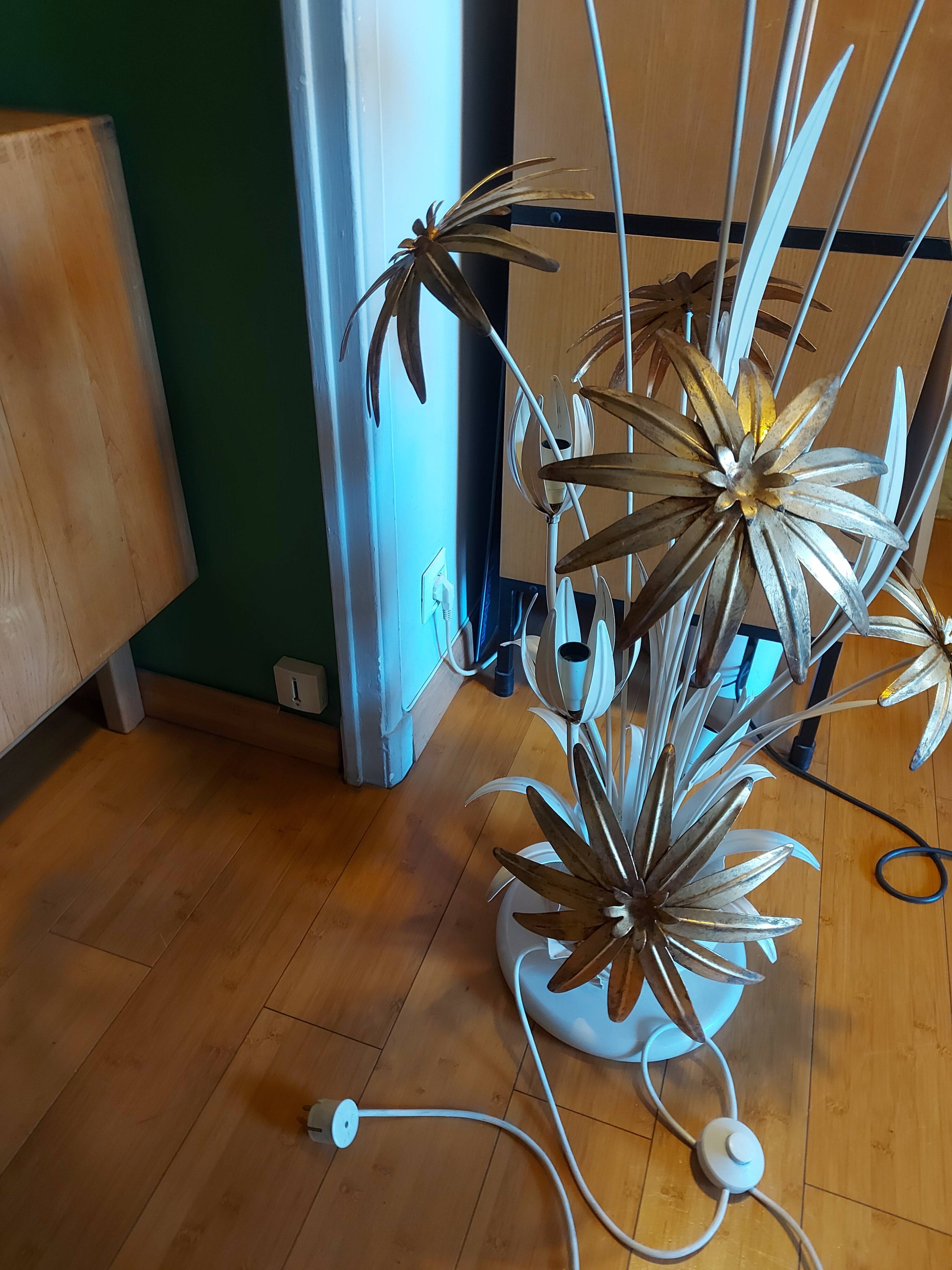 Flower floor lamp design 70'S , Hans Kögl