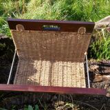 Logs holder in rush and wooden handle