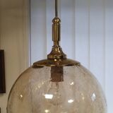 Smoked glass sphere suspension