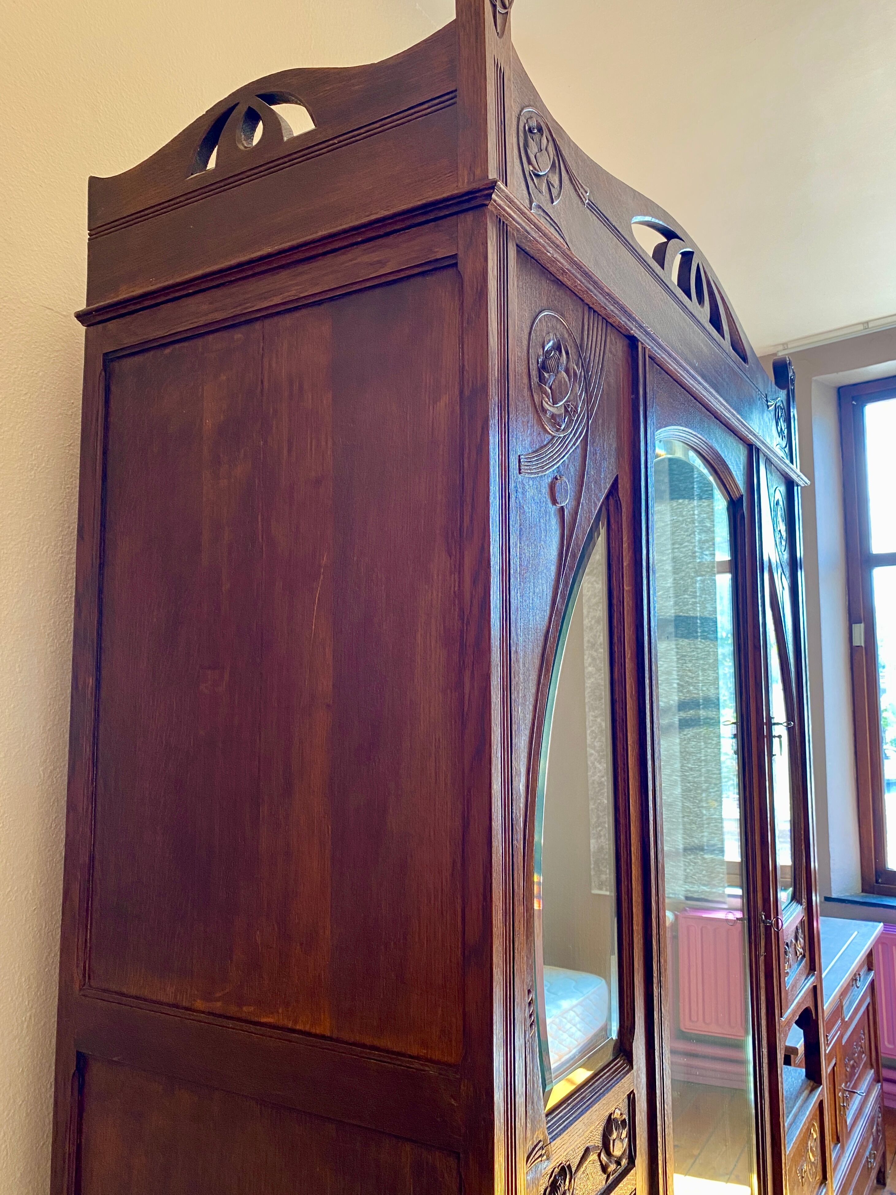 Armoire, lingère, penderie art nouveau/art déco