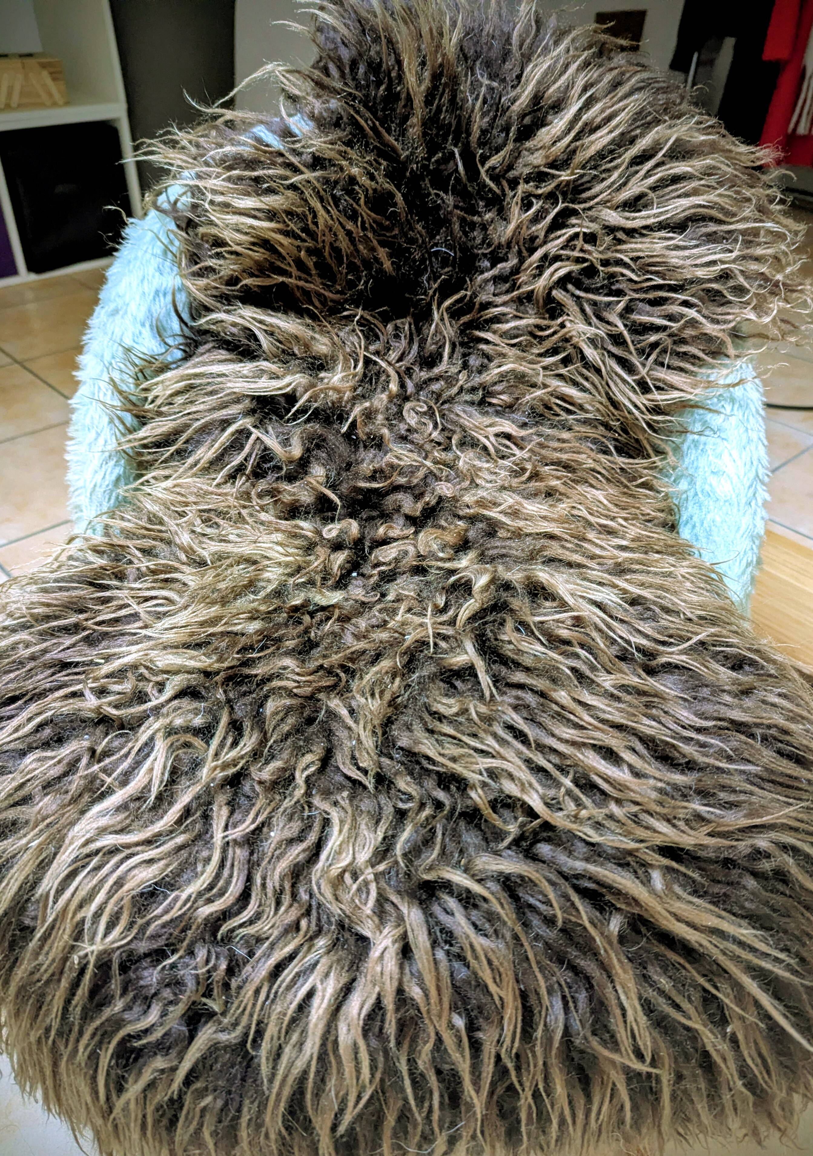 Natural sheep fur rug Dyreskinn